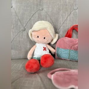 Nici Wonderland Veterinarian
Blonde Girl 12" Plush Doll with accessories